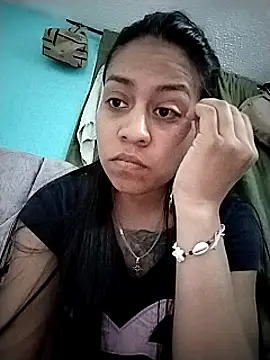 Snapshot of Tiphanydirty3 chatting on March 18, 2025, 4:04 am Tiphanydirty3 online show from March 18, 2025, 4:04 am