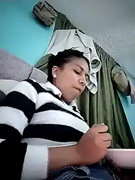 Snapshot of Tiphanydirty3 chatting on March 21, 2025, 2:39 am Tiphanydirty3 online show from March 21, 2025, 2:39 am