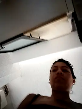 Snapshot of Tiphanydirty3 chatting on March 21, 2025, 3:57 pm Tiphanydirty3 online show from March 21, 2025, 3:57 pm