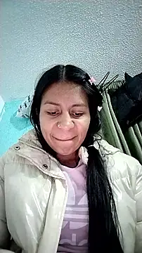 Snapshot of Tiphanydirty3 chatting on October 2, 2025, 1:23 am Tiphanydirty3 online show from October 2, 2025, 1:23 am