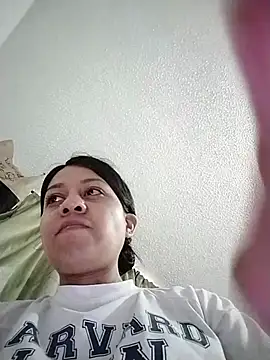 Snapshot of Tiphanydirty3 chatting on June 23, 2026, 11:03 pm Tiphanydirty3 online show from June 23, 2026, 11:03 pm