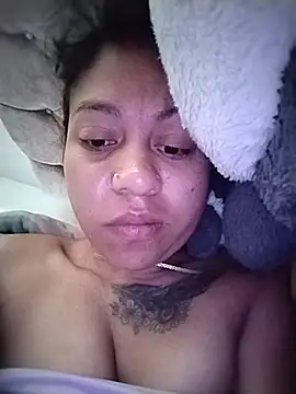 Snapshot of Tiphanydirty3 chatting on July 3, 2026, 12:33 pm Tiphanydirty3 online show from July 3, 2026, 12:33 pm