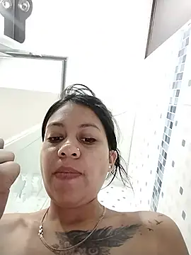 Snapshot of Tiphanydirty3 chatting on July 11, 2026, 3:37 pm Tiphanydirty3 online show from July 11, 2026, 3:37 pm