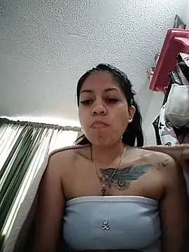 Snapshot of Tiphanydirty3 chatting on July 30, 2026, 1:43 pm Tiphanydirty3 online show from July 30, 2026, 1:43 pm