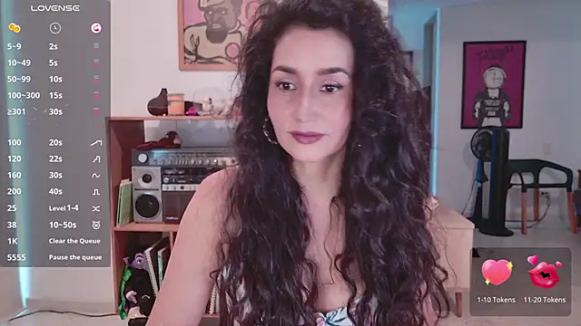 Snapshot of AndreaGomez88 chatting on February 1, 2026, 5:33 pm AndreaGomez88 online show from February 1, 2026, 5:33 pm
