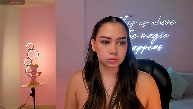 CelestePalmer  online show from October 9, 2025, 10:13 am