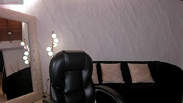 CelestePalmer  online show from July 22, 2026, 11:24 am