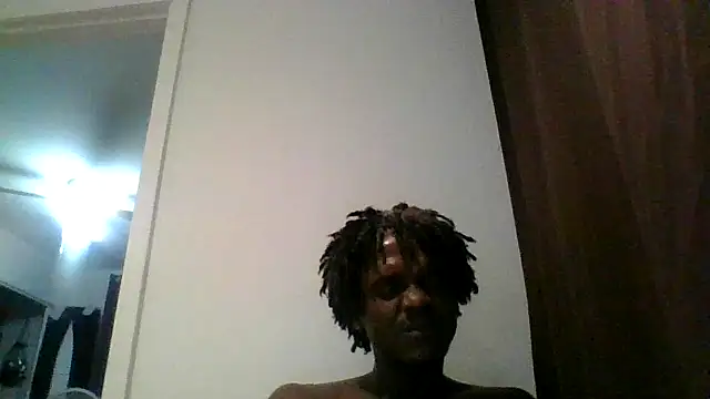 Snapshot of Hugedick0071 chatting on June 11, 2026, 6:44 am Hugedick0071 online show from June 11, 2026, 6:44 am