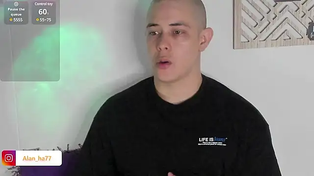 Snapshot of Alan_hadid1 chatting on December 2, 2024, 3:47 am Alan hadid1 online show from December 2, 2024, 3:47 am