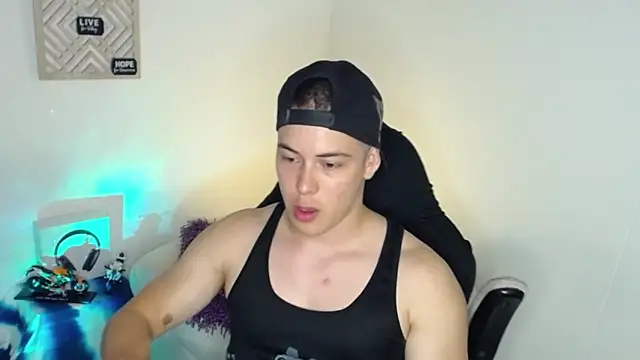 Snapshot of Alan_hadid1 chatting on January 16, 2025, 12:02 am Alan hadid1 online show from January 16, 2025, 12:02 am