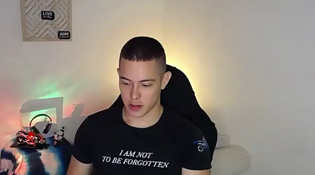 Snapshot of Alan_hadid1 chatting on January 16, 2025, 7:31 pm Alan hadid1 online show from January 16, 2025, 7:31 pm