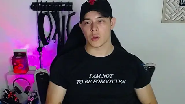 Snapshot of Alan_hadid1 chatting on January 28, 2025, 11:17 pm Alan hadid1 online show from January 28, 2025, 11:17 pm