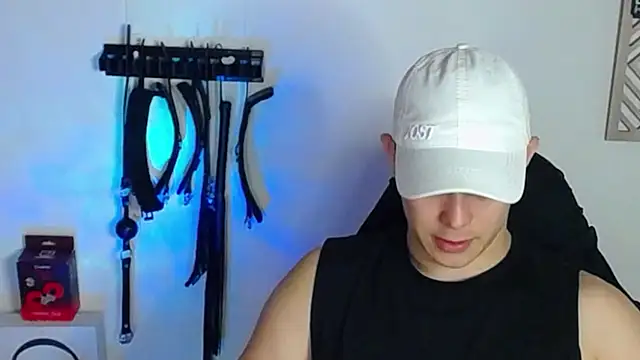 Snapshot of Alan_hadid1 chatting on January 30, 2025, 9:47 pm Alan hadid1 online show from January 30, 2025, 9:47 pm