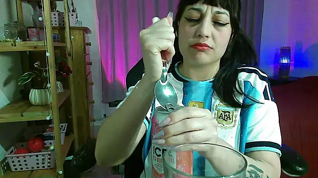 Snapshot of Belu_bunny chatting on June 10, 2026, 4:01 am Belu bunny online show from June 10, 2026, 4:01 am