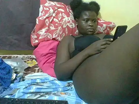 Snapshot of elukh4499 chatting on October 1, 2025, 12:22 pm elukh4499 online show from October 1, 2025, 12:22 pm