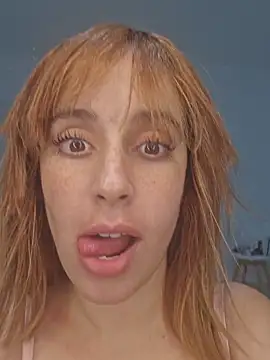 Snapshot of Massa8 chatting on February 4, 2025, 7:44 pm Massa8 online show from February 4, 2025, 7:44 pm