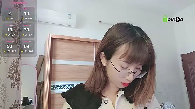 Lili 666 online show from March 18, 2025, 7:08 am