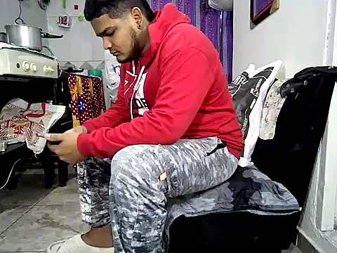 Snapshot of Boycuriousxxx chatting on June 6, 2026, 10:42 am Boycuriousxxx online show from June 6, 2026, 10:42 am