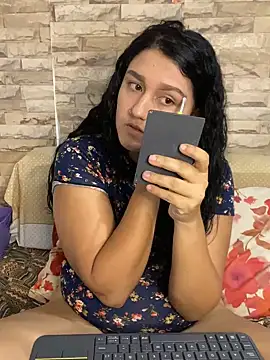 saray gomez22 online show from February 14, 2025, 1:23 am