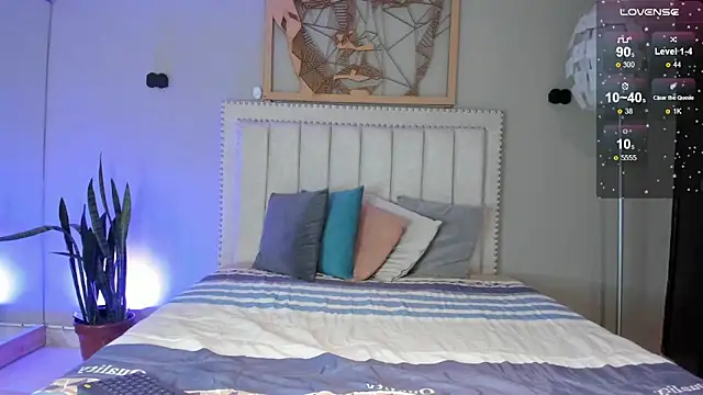 Miranda doll  online show from March 1, 2025, 3:38 pm