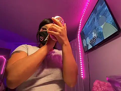 Onlypawzz online show from March 18, 2026, 5:32 am