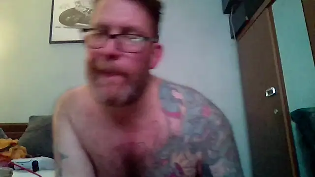 Snapshot of Tattooednakedguy chatting on January 19, 2025, 12:28 am Tattooednakedguy online show from January 19, 2025, 12:28 am