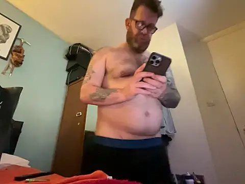 Snapshot of Tattooednakedguy chatting on January 20, 2025, 2:01 am Tattooednakedguy online show from January 20, 2025, 2:01 am