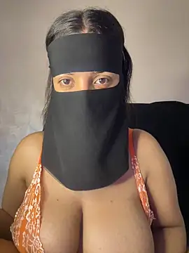 Narimane maroc online show from June 12, 2026, 2:32 am