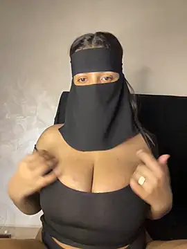 Narimane maroc online show from June 20, 2026, 1:52 am