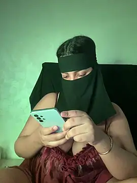 Narimane maroc online show from July 19, 2026, 2:04 am
