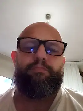 AlexandruCsaba online show from December 5, 2024, 8:22 am