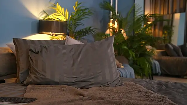 Snapshot of _keeti_ chatting on October 26, 2025, 2:12 pm keeti online show from October 26, 2025, 2:12 pm