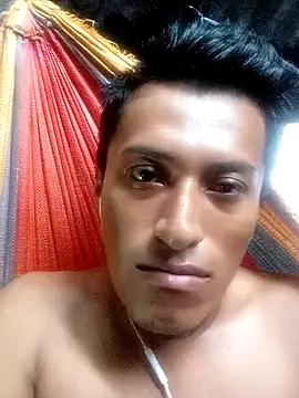 Snapshot of Henrry309 chatting on July 13, 2026, 3:37 pm Henrry309 online show from July 13, 2026, 3:37 pm
