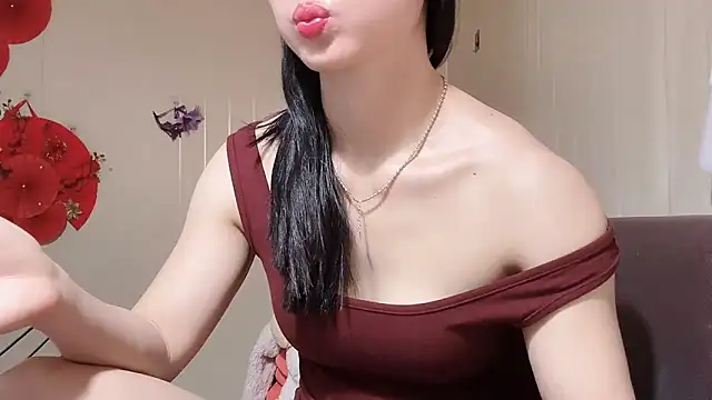 Snapshot of LinhChi_9x chatting on May 19, 2026, 12:38 am LinhChi 9x online show from May 19, 2026, 12:38 am