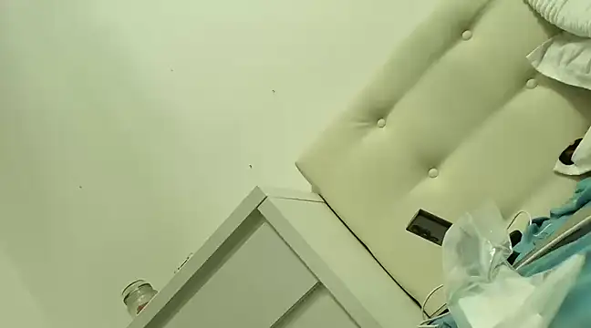 Snapshot of Strip_Adelina chatting on March 19, 2025, 11:57 pm Strip Adelina online show from March 19, 2025, 11:57 pm