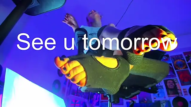 LylithSkye online show from February 23, 2025, 11:22 am