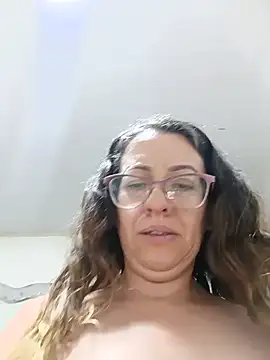 Snapshot of miss_hanna07 chatting on May 15, 2026, 9:27 am miss hanna07 online show from May 15, 2026, 9:27 am