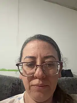 miss hanna07 online show from June 27, 2026, 1:32 am