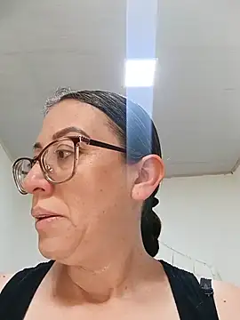 miss hanna07 online show from June 27, 2026, 4:56 pm