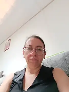miss hanna07 online show from July 3, 2026, 6:14 pm