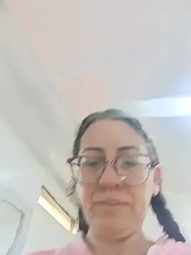 miss hanna07 online show from July 13, 2026, 1:47 pm