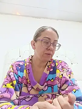 miss hanna07 online show from July 28, 2026, 12:48 pm