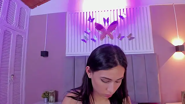 Snapshot of diosa_cristal chatting on February 2, 2025, 9:30 am diosa cristal online show from February 2, 2025, 9:30 am