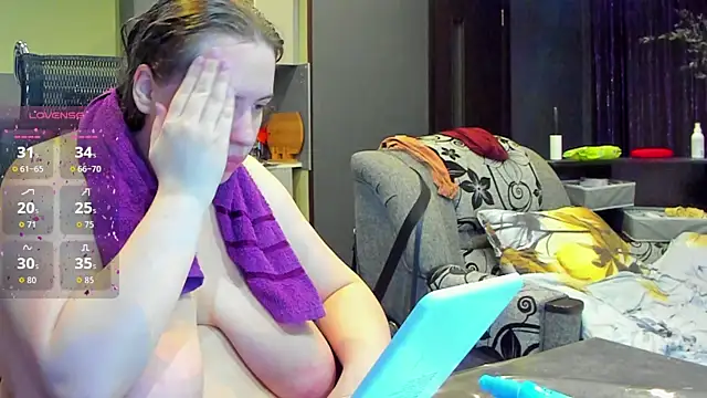 Snapshot of 1lindsey1 chatting on September 18, 2025, 2:08 pm 1lindsey1 online show from September 18, 2025, 2:08 pm