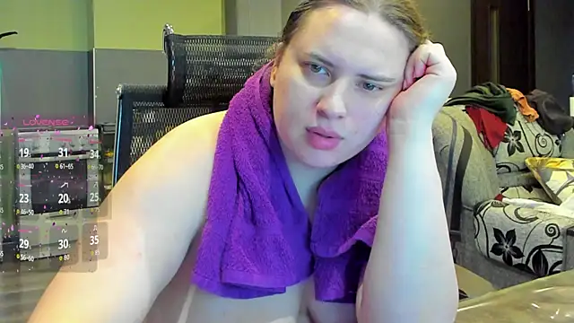 Snapshot of 1lindsey1 chatting on October 2, 2025, 12:34 pm 1lindsey1 online show from October 2, 2025, 12:34 pm