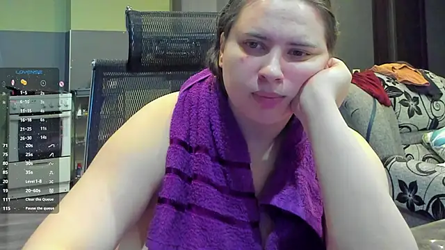 Snapshot of 1lindsey1 chatting on November 21, 2025, 12:04 pm 1lindsey1 online show from November 21, 2025, 12:04 pm