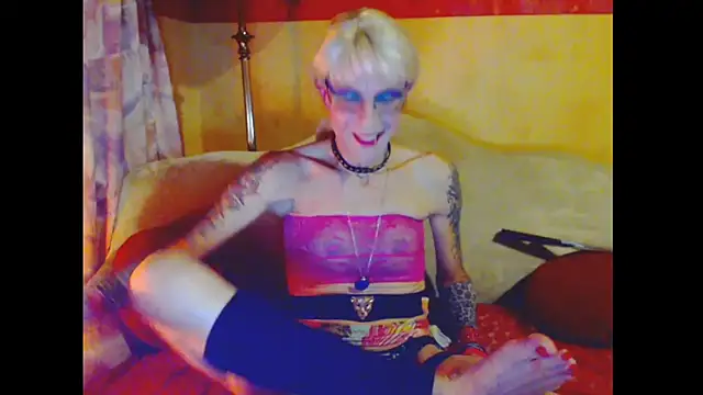 cuxladyboy online show from March 23, 2026, 1:09 am