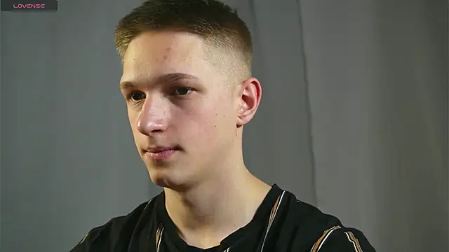 dustyn fox online show from January 18, 2025, 3:05 pm