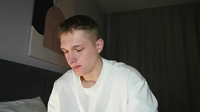 dustyn fox online show from January 28, 2025, 10:12 am