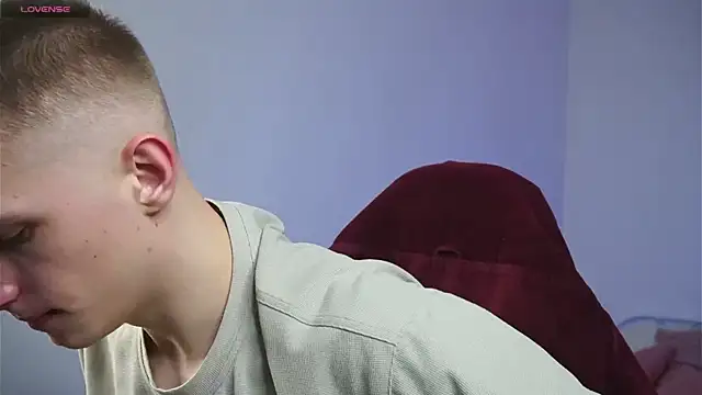 dustyn fox online show from March 8, 2025, 1:03 pm